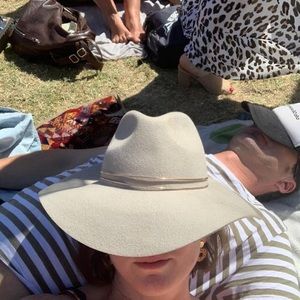 Meet your Posher, Kate